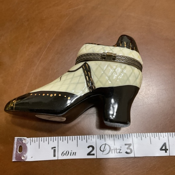Porcelain Vintage Shoe Look Trinket, Pill, Jewelry Box. - Picture 7 of 10
